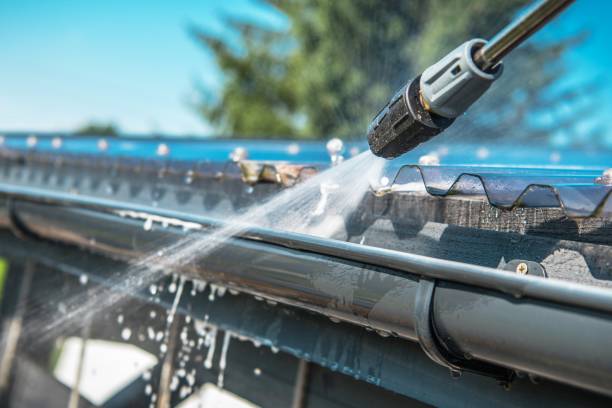 Best Sidewalk Pressure Washing  in Nth Bend, OR
